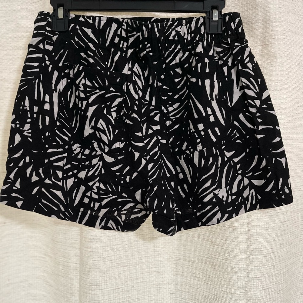 Old Navy Linen Shorts